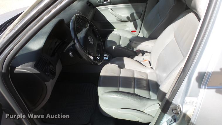 image for item DC0650 2003 Volkswagen Jetta