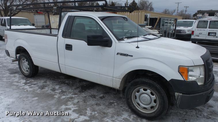 image for item DC0652 2010 Ford F150 XL pickup truck
