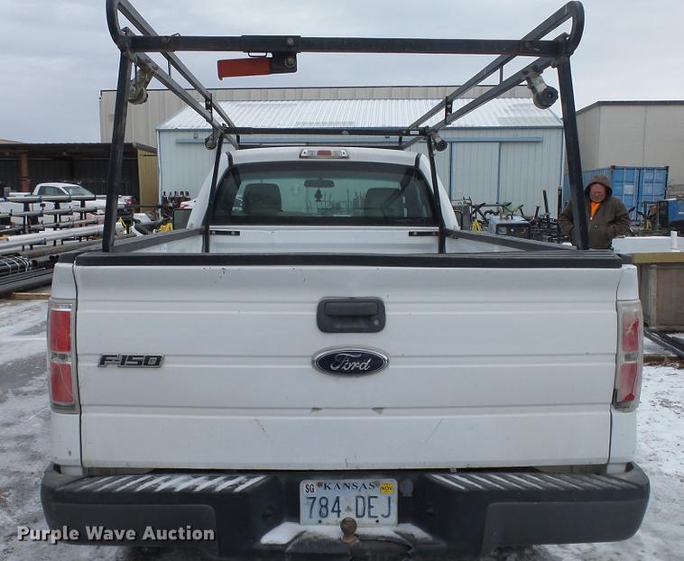 image for item DC0652 2010 Ford F150 XL pickup truck