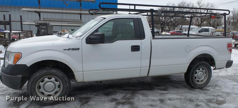 image for item DC0652 2010 Ford F150 XL pickup truck