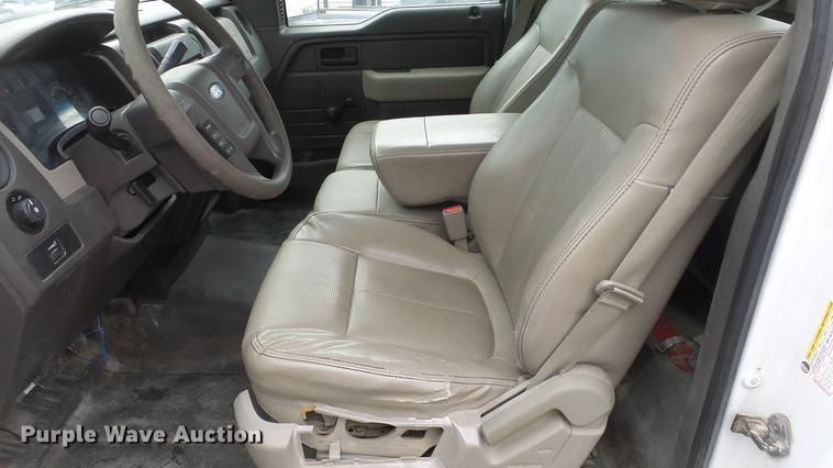 image for item DC0652 2010 Ford F150 XL pickup truck