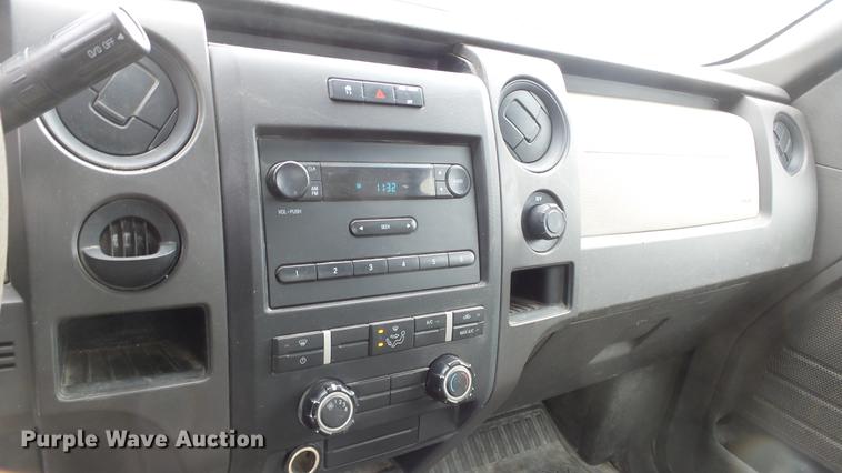 image for item DC0652 2010 Ford F150 XL pickup truck