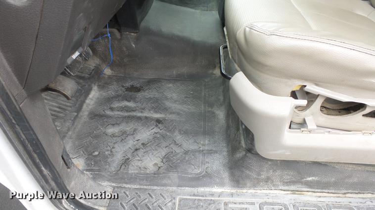 image for item DC0652 2010 Ford F150 XL pickup truck