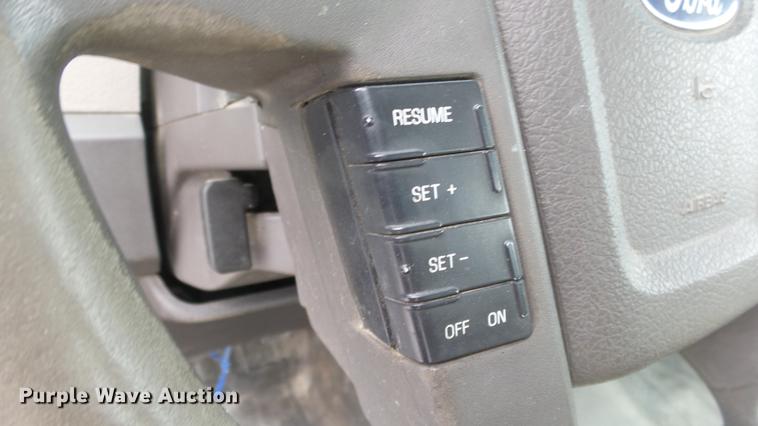 image for item DC0652 2010 Ford F150 XL pickup truck