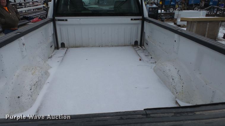 image for item DC0652 2010 Ford F150 XL pickup truck