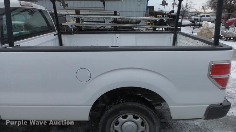 image for item DC0652 2010 Ford F150 XL pickup truck