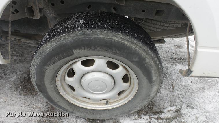 image for item DC0652 2010 Ford F150 XL pickup truck