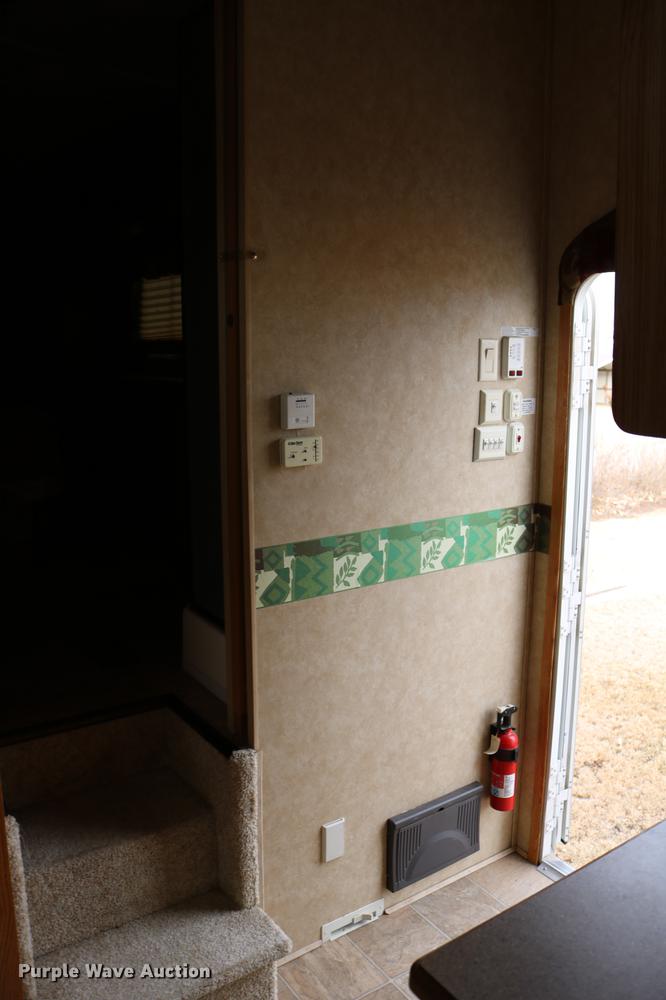 image for item DC3542 2006 Forest River Cedar Creek camper