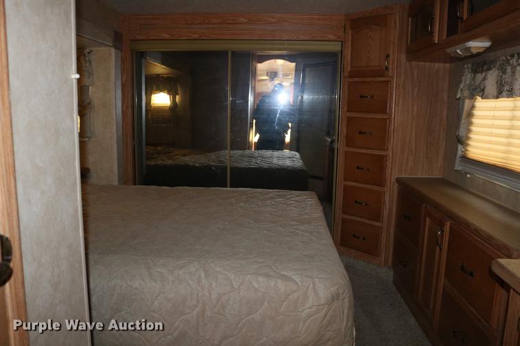 image for item DC3542 2006 Forest River Cedar Creek camper