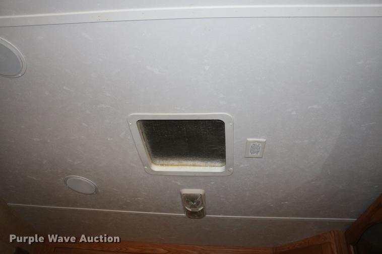 image for item DC3542 2006 Forest River Cedar Creek camper