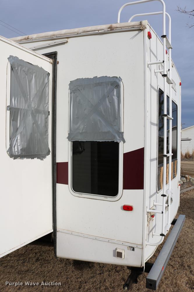 image for item DC3542 2006 Forest River Cedar Creek camper