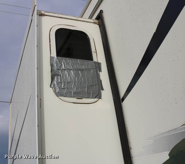 image for item DC3542 2006 Forest River Cedar Creek camper