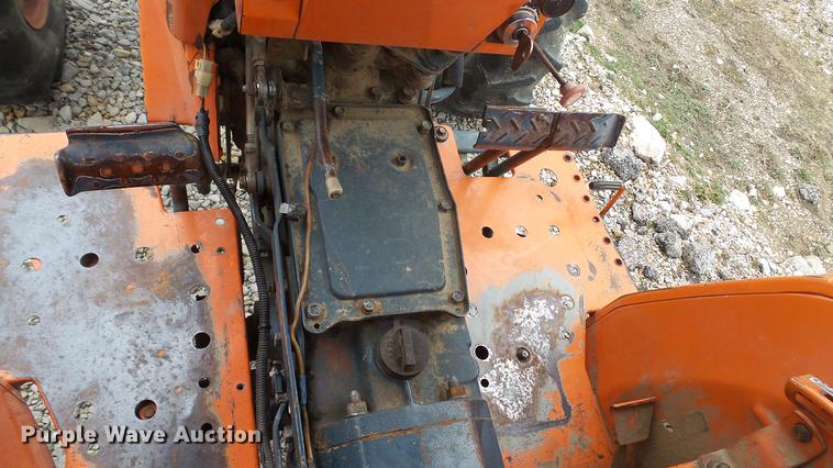 image for item DC5682 1990 Kubota L2850 4WD tractor