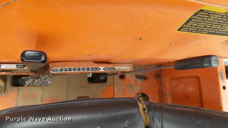 image for item DC5682 1990 Kubota L2850 4WD tractor