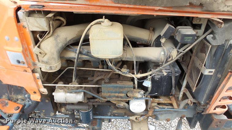 image for item DC5682 1990 Kubota L2850 4WD tractor