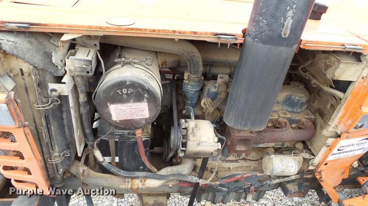 image for item DC5682 1990 Kubota L2850 4WD tractor