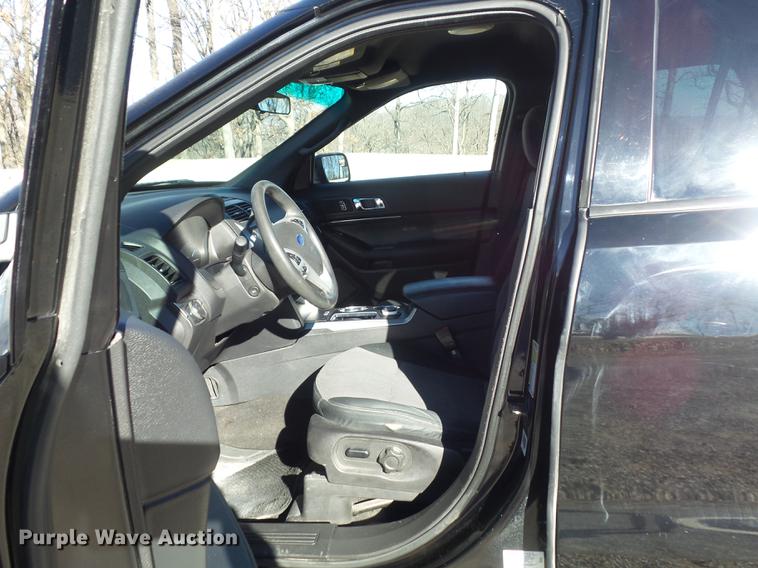 image for item DC7425 2013 Ford Explorer Police Interceptor SUV