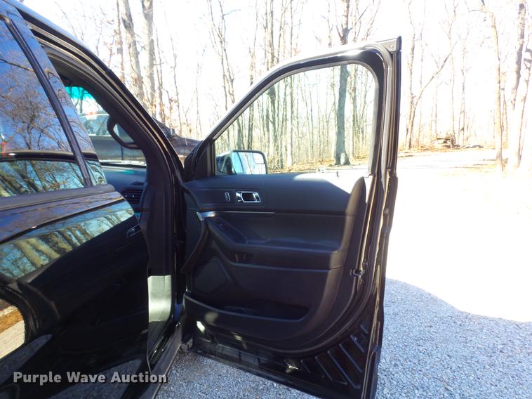 image for item DC7425 2013 Ford Explorer Police Interceptor SUV