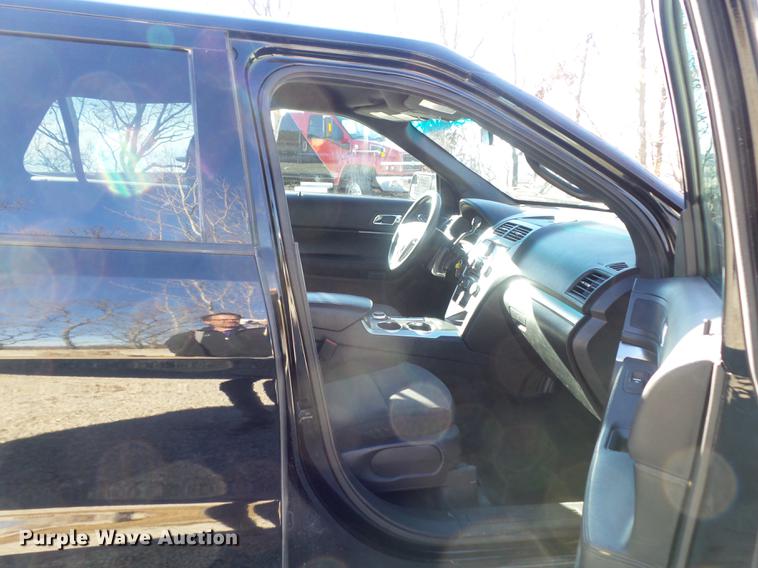 image for item DC7425 2013 Ford Explorer Police Interceptor SUV