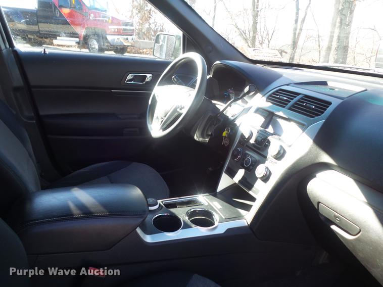 image for item DC7425 2013 Ford Explorer Police Interceptor SUV