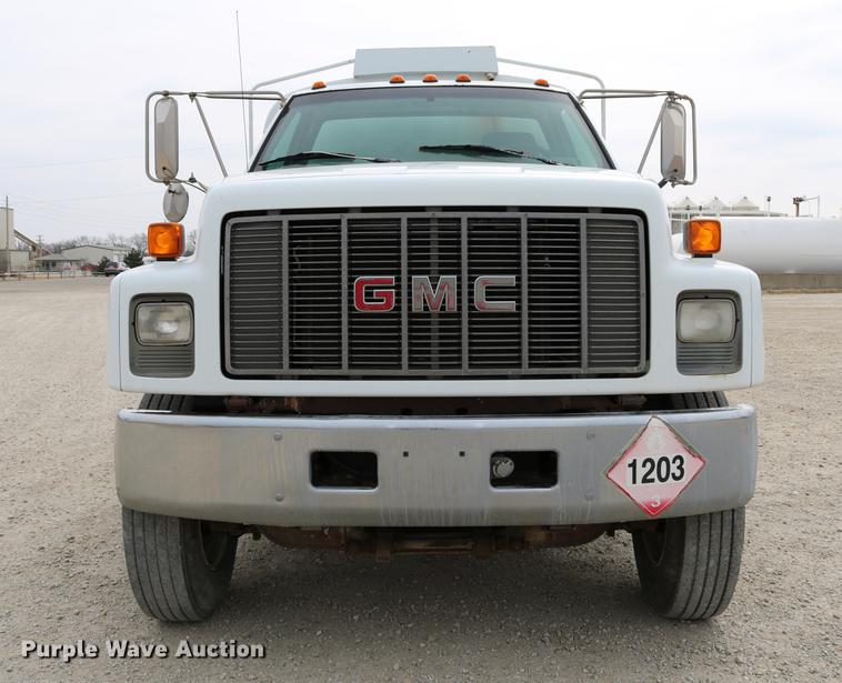 image for item DC7715 1995 GMC TopKick fuel truck