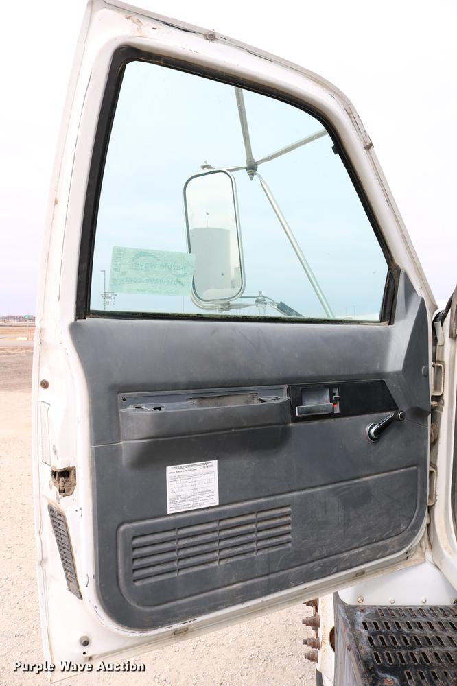 image for item DC7715 1995 GMC TopKick fuel truck