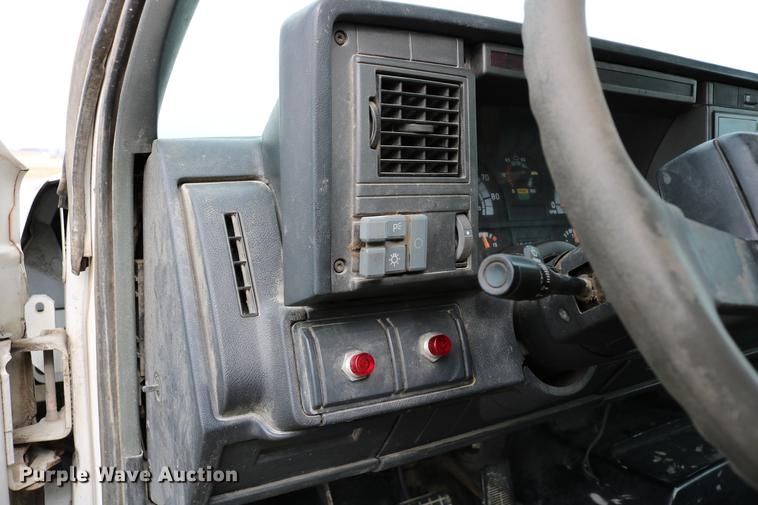 image for item DC7715 1995 GMC TopKick fuel truck