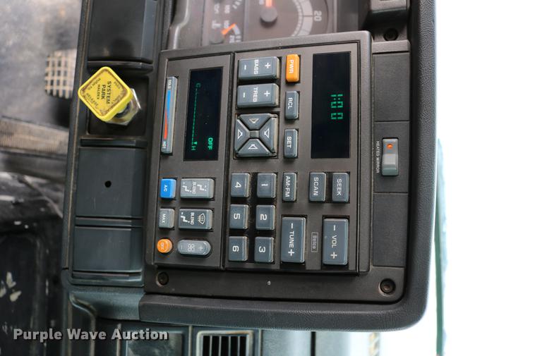 image for item DC7715 1995 GMC TopKick fuel truck