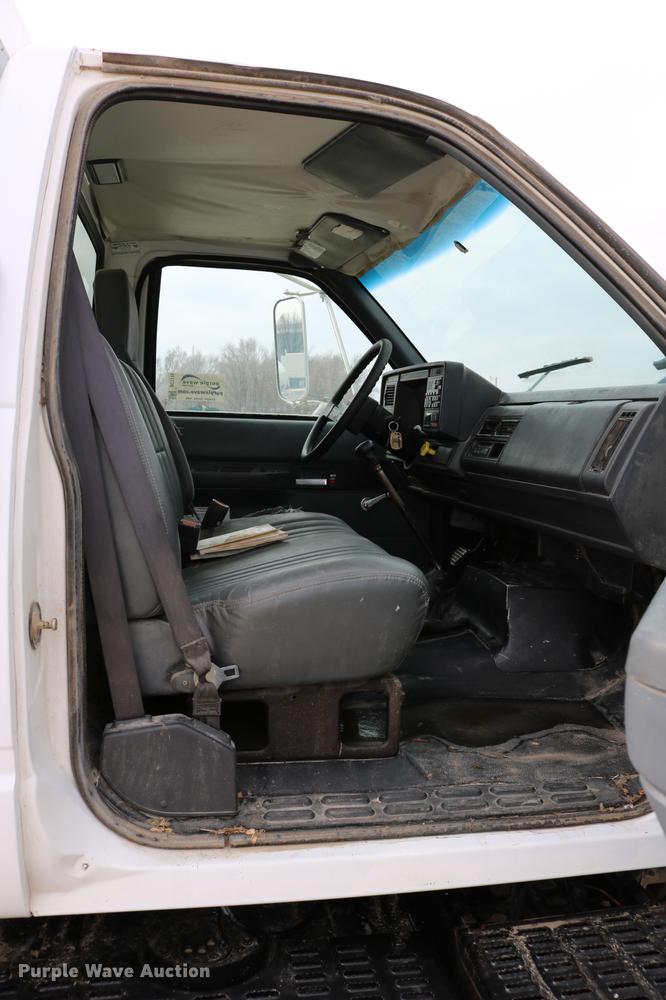 image for item DC7715 1995 GMC TopKick fuel truck