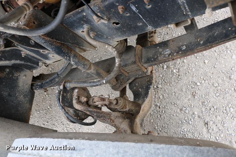 image for item DC7715 1995 GMC TopKick fuel truck