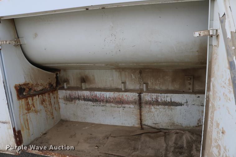 image for item DC7715 1995 GMC TopKick fuel truck