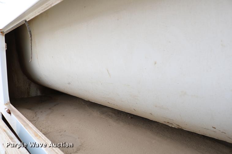 image for item DC7715 1995 GMC TopKick fuel truck