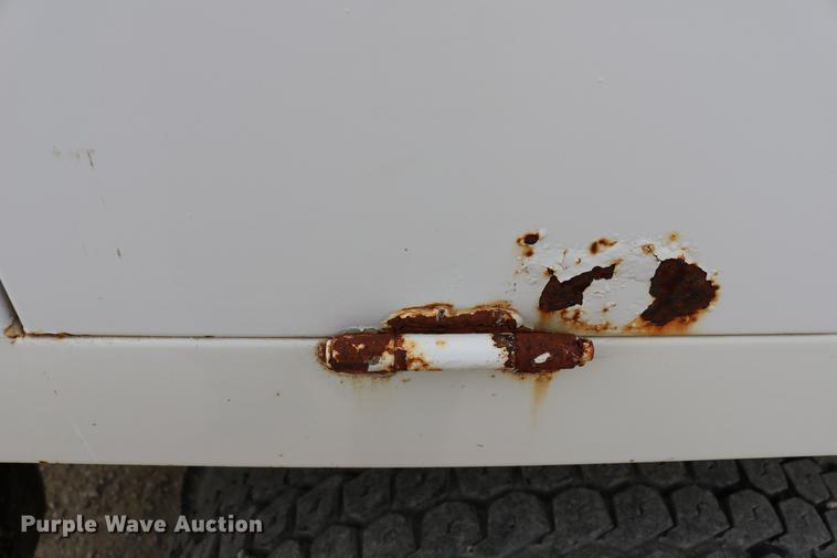 image for item DC7715 1995 GMC TopKick fuel truck