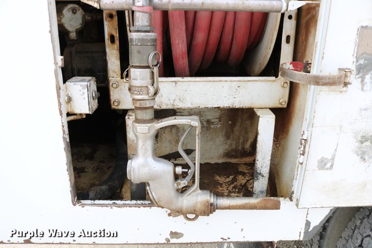 image for item DC7715 1995 GMC TopKick fuel truck