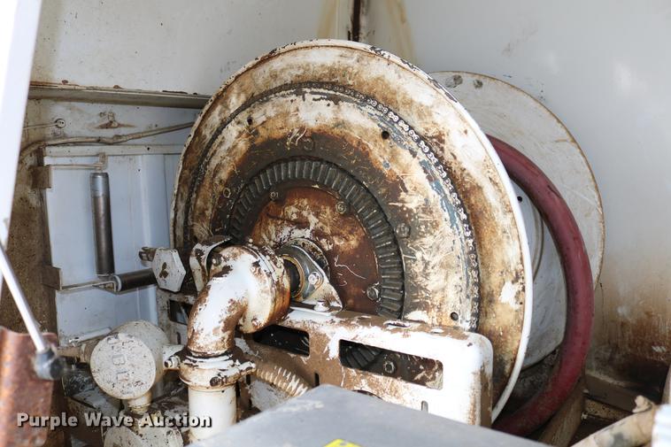 image for item DC7715 1995 GMC TopKick fuel truck