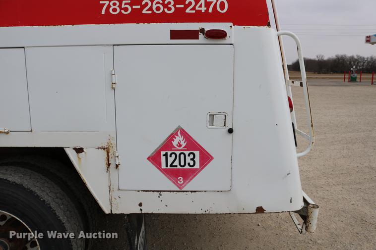 image for item DC7715 1995 GMC TopKick fuel truck