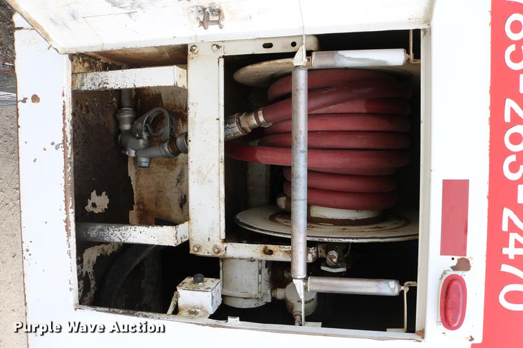 image for item DC7715 1995 GMC TopKick fuel truck