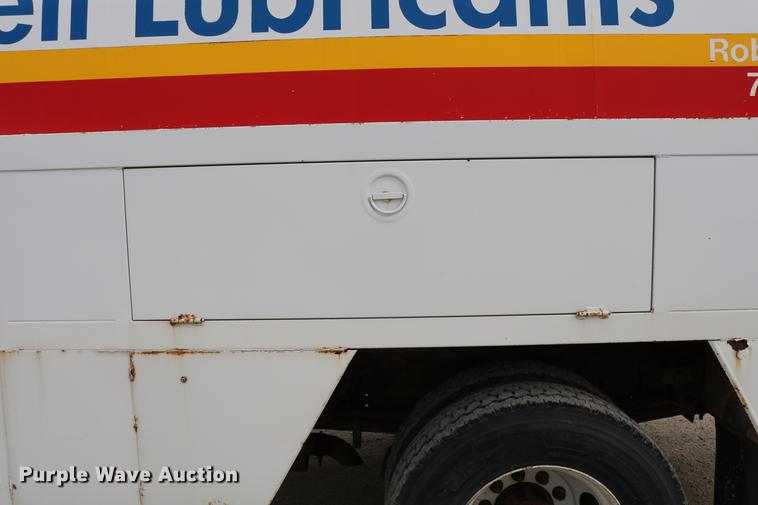 image for item DC7715 1995 GMC TopKick fuel truck