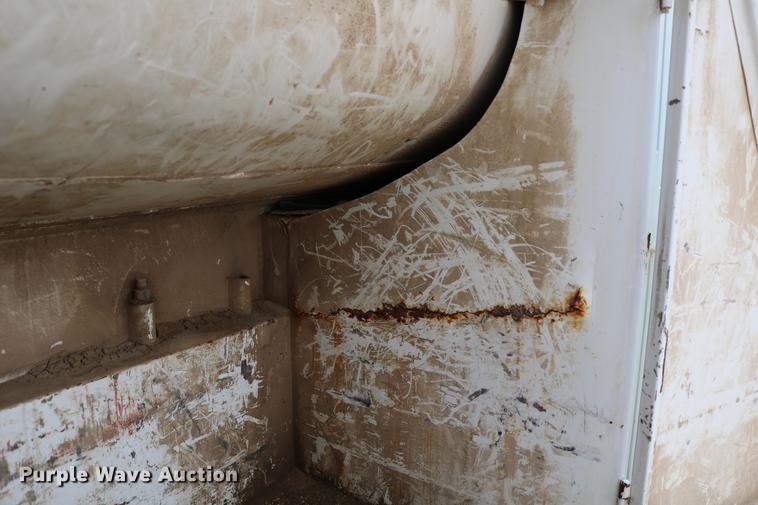 image for item DC7715 1995 GMC TopKick fuel truck