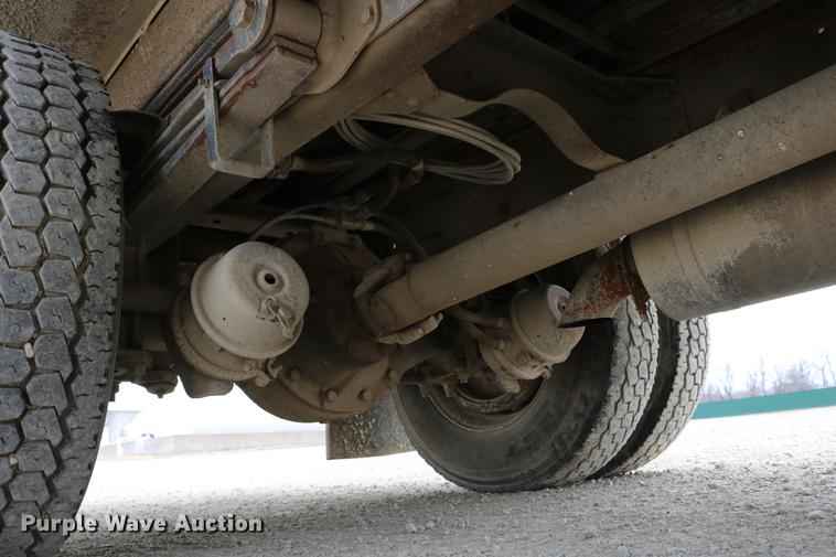 image for item DC7715 1995 GMC TopKick fuel truck