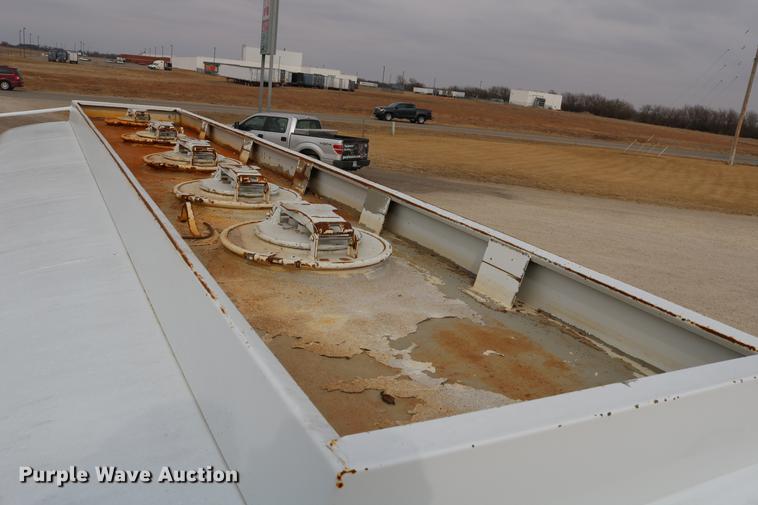 image for item DC7715 1995 GMC TopKick fuel truck