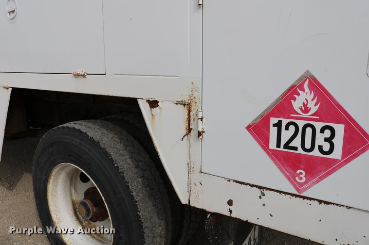 image for item DC7715 1995 GMC TopKick fuel truck