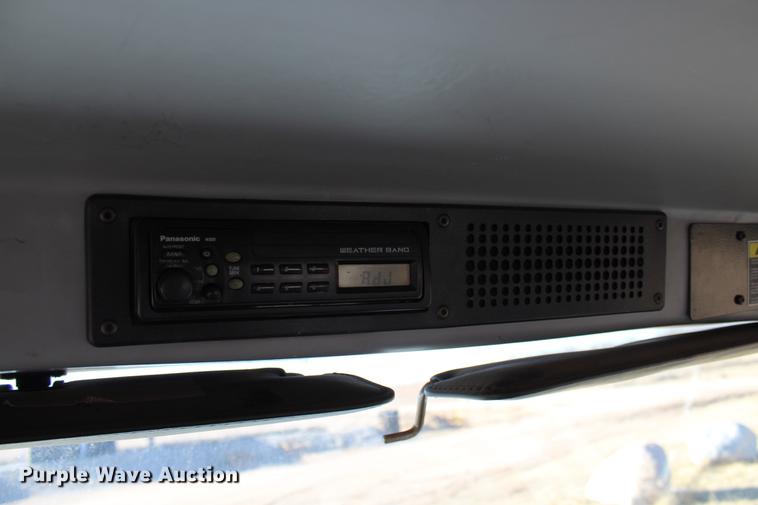 image for item DC7740 2000 Freightliner FL70 bucket truck