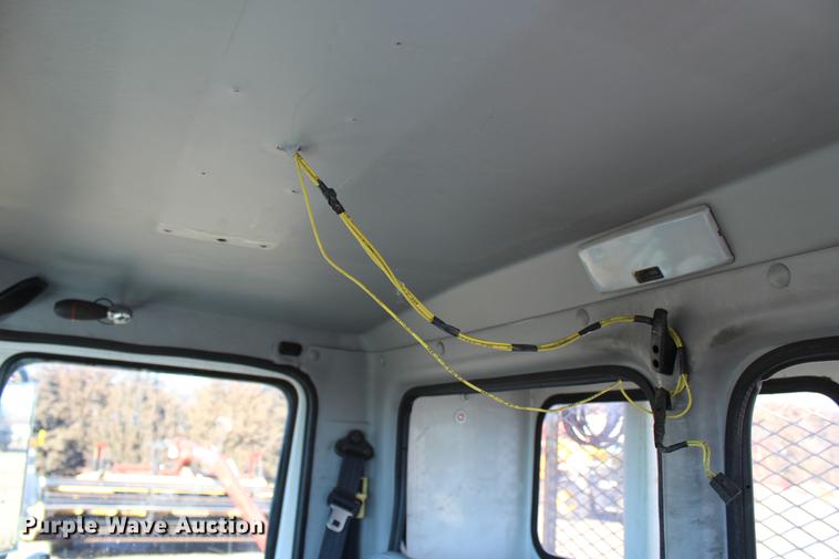 image for item DC7740 2000 Freightliner FL70 bucket truck