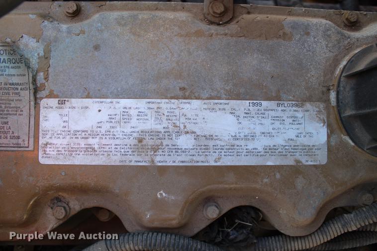 image for item DC7740 2000 Freightliner FL70 bucket truck