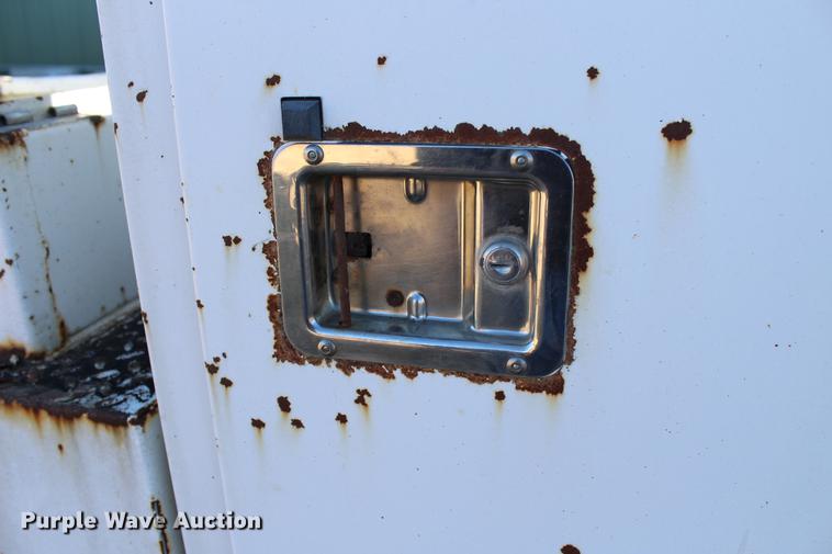 image for item DC7740 2000 Freightliner FL70 bucket truck