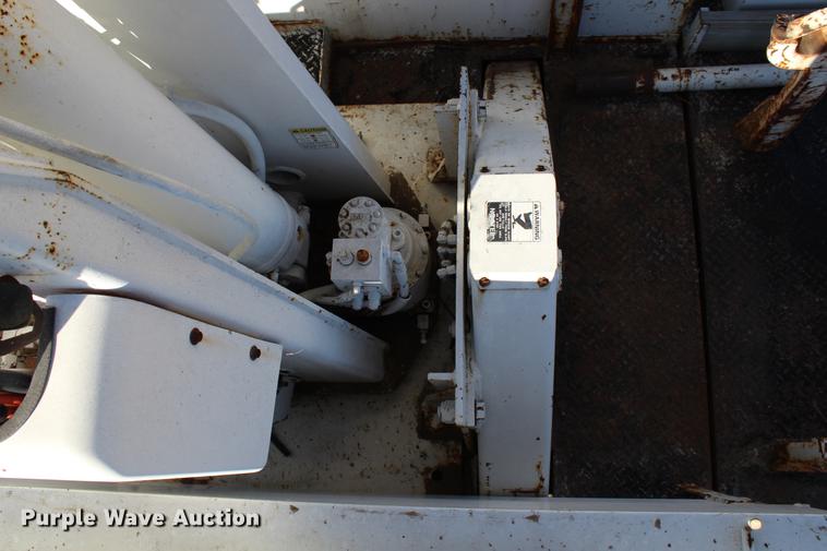 image for item DC7740 2000 Freightliner FL70 bucket truck