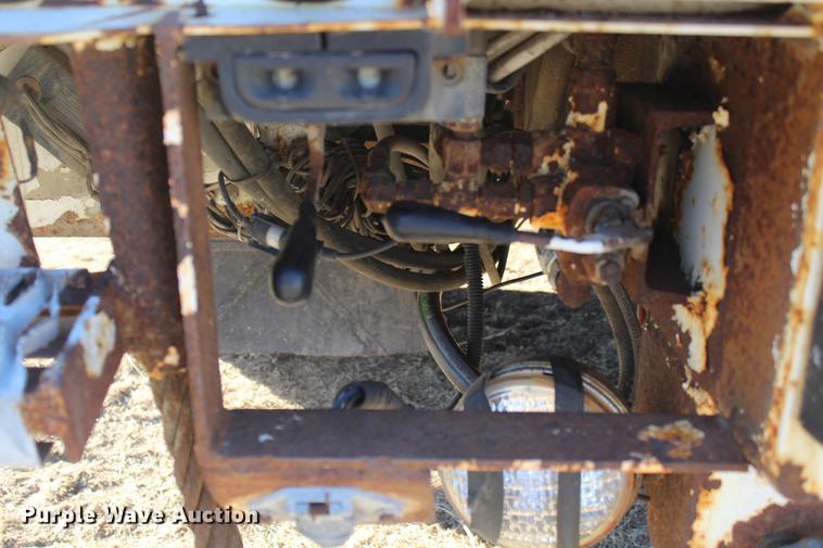 image for item DC7740 2000 Freightliner FL70 bucket truck