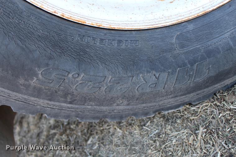 image for item DC7740 2000 Freightliner FL70 bucket truck