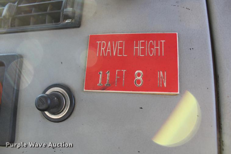 image for item DC7740 2000 Freightliner FL70 bucket truck